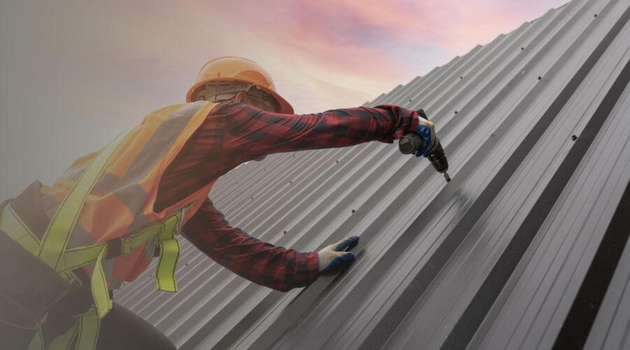Expert new roof installation services in Luzerne, IA